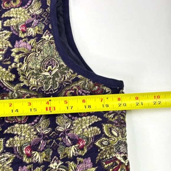 Tabi Women's Purple Corduroy Colourful Floral Quilted Vest - Picture 11 of 11